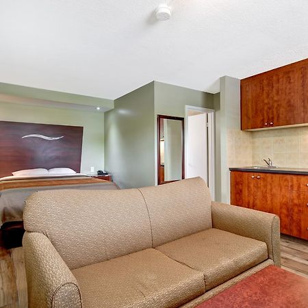 Burlington Inn エクステリア 写真