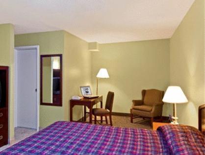 Burlington Inn エクステリア 写真
