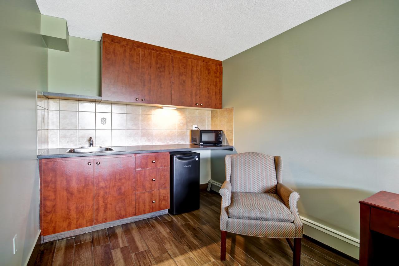 Burlington Inn エクステリア 写真
